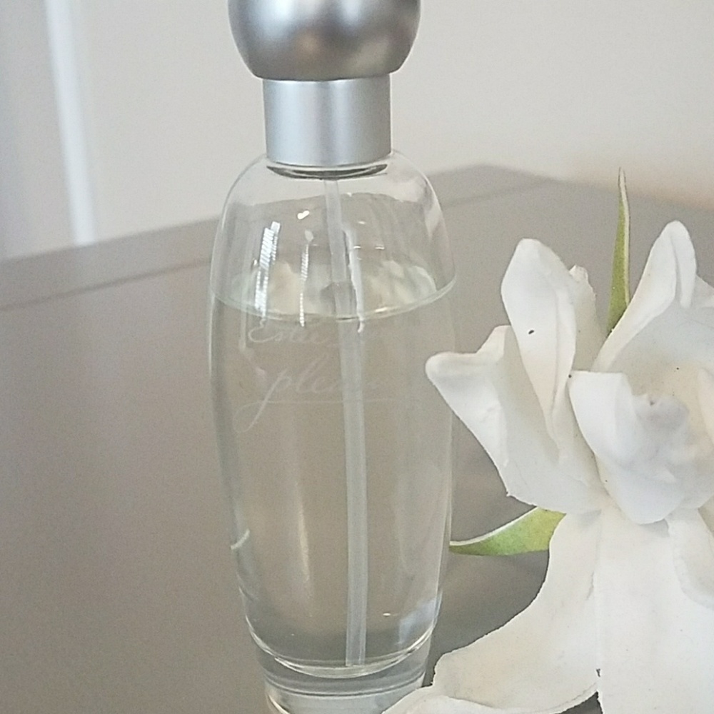 Estee Lauder Pleasures Parfum Spray